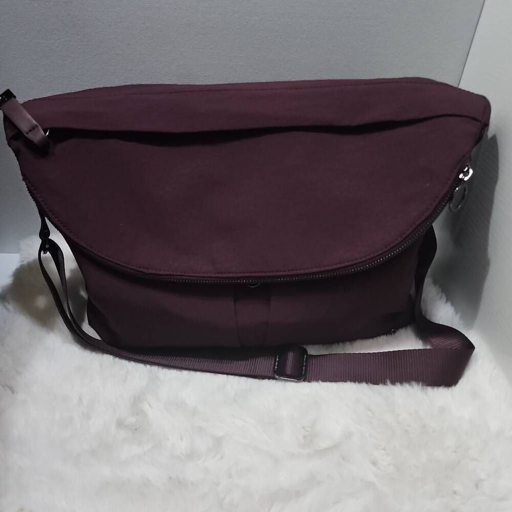 Lululemon All Night Festival Bag